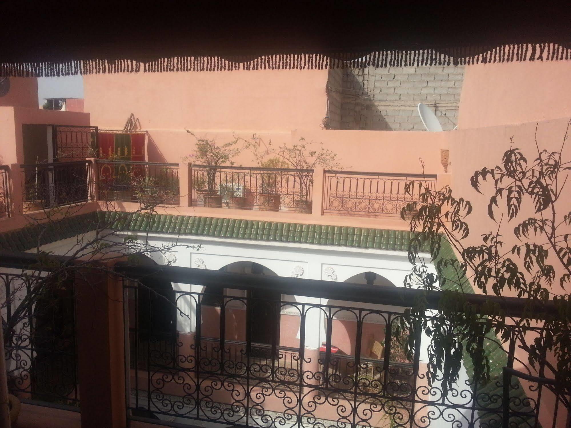 Riad Bousskri Marrakesh Bagian luar foto